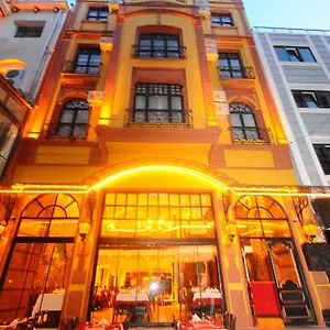The Old Ottoman Castle Apartahotel
